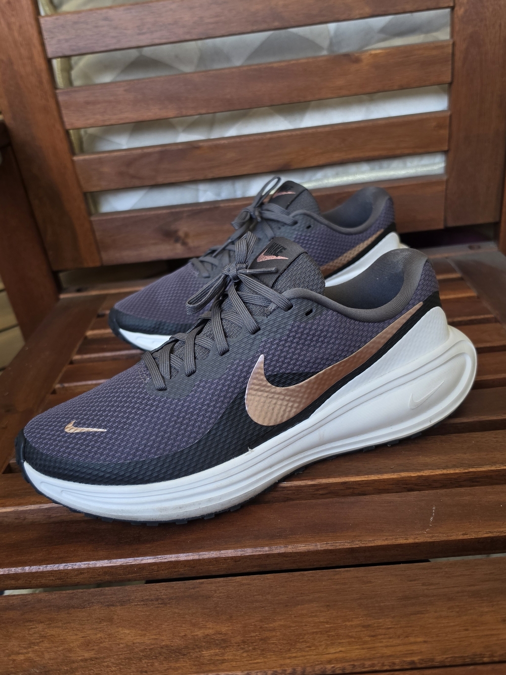 Nike Running Sneakers Unisex Size 10